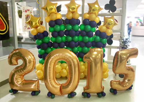 2015 Holiday lettering and Christmas tree display